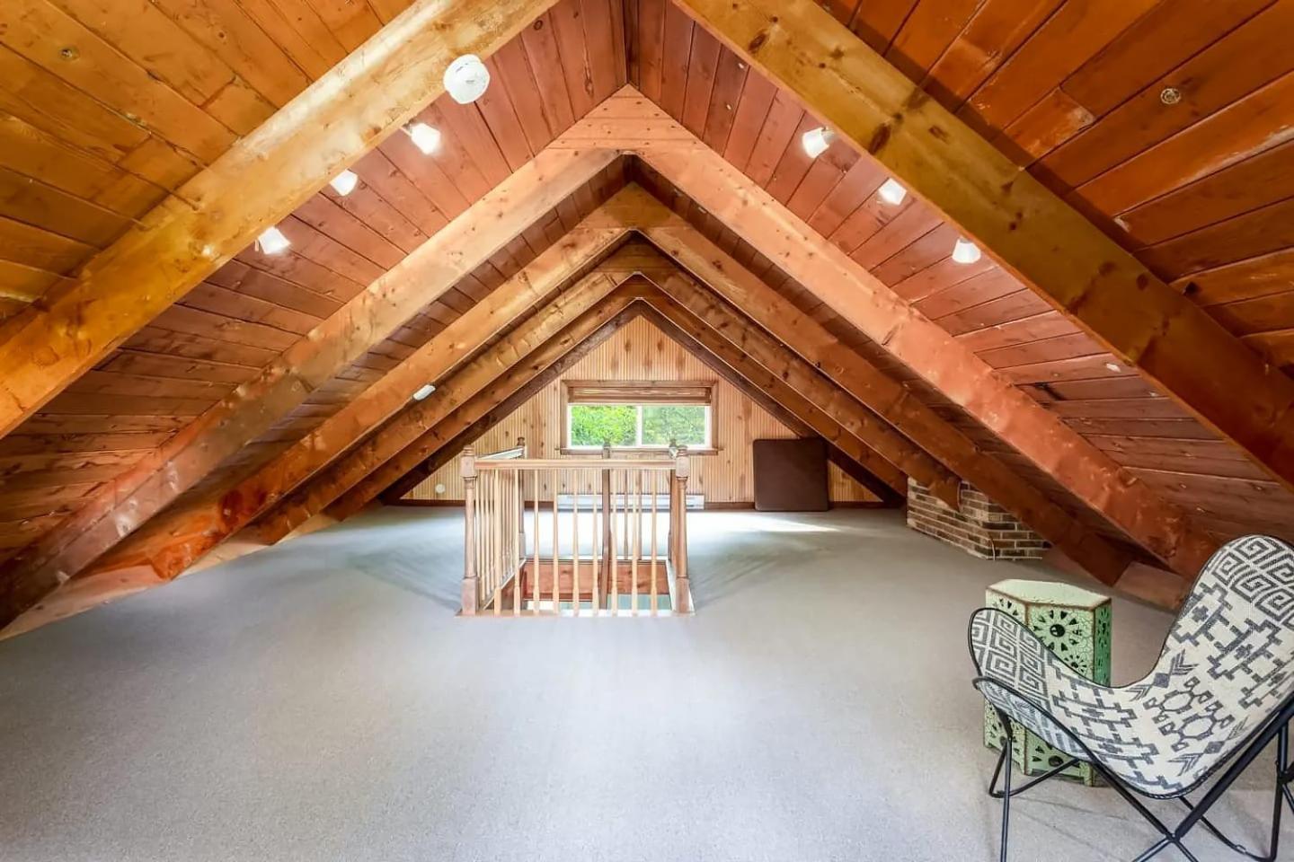 Cozy W Hot Tub, Fire Pit, Wifi & Sunroom! * Front Royal